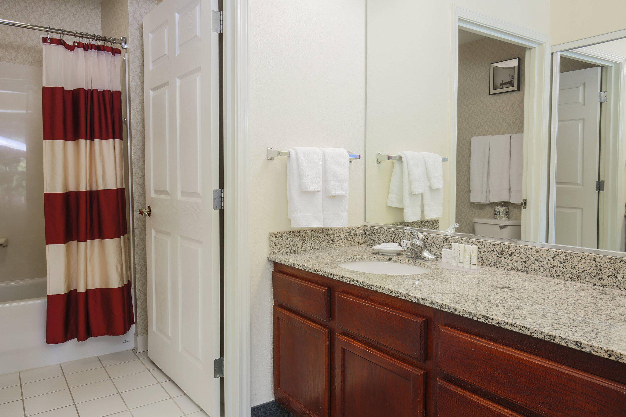 Residence Inn by Marriott Flint Grand Blanc Photo