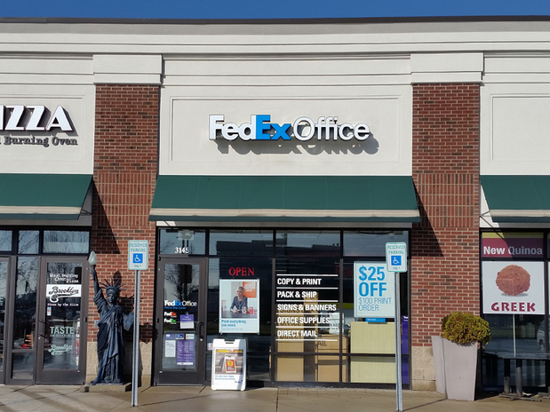 Images FedEx Office Print & Ship Center