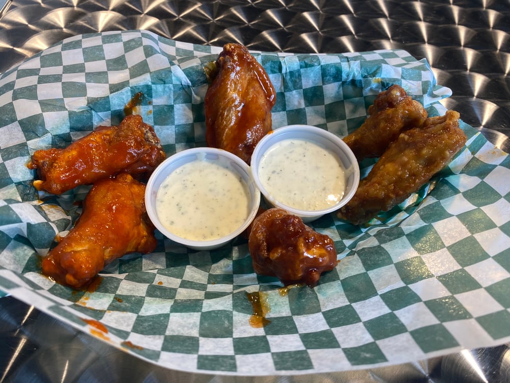 3 Texas Size Wings w/ Small Fries