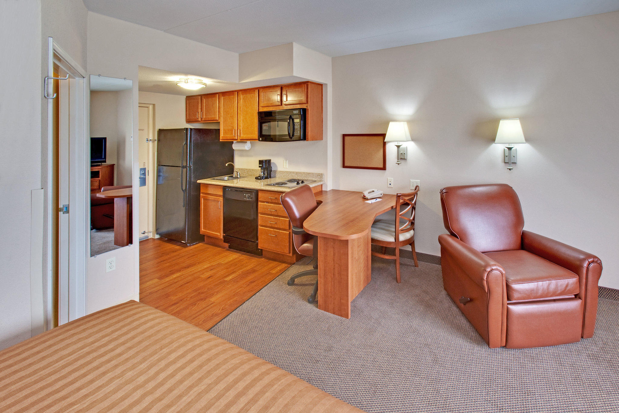 Candlewood Suites Omaha Airport Photo