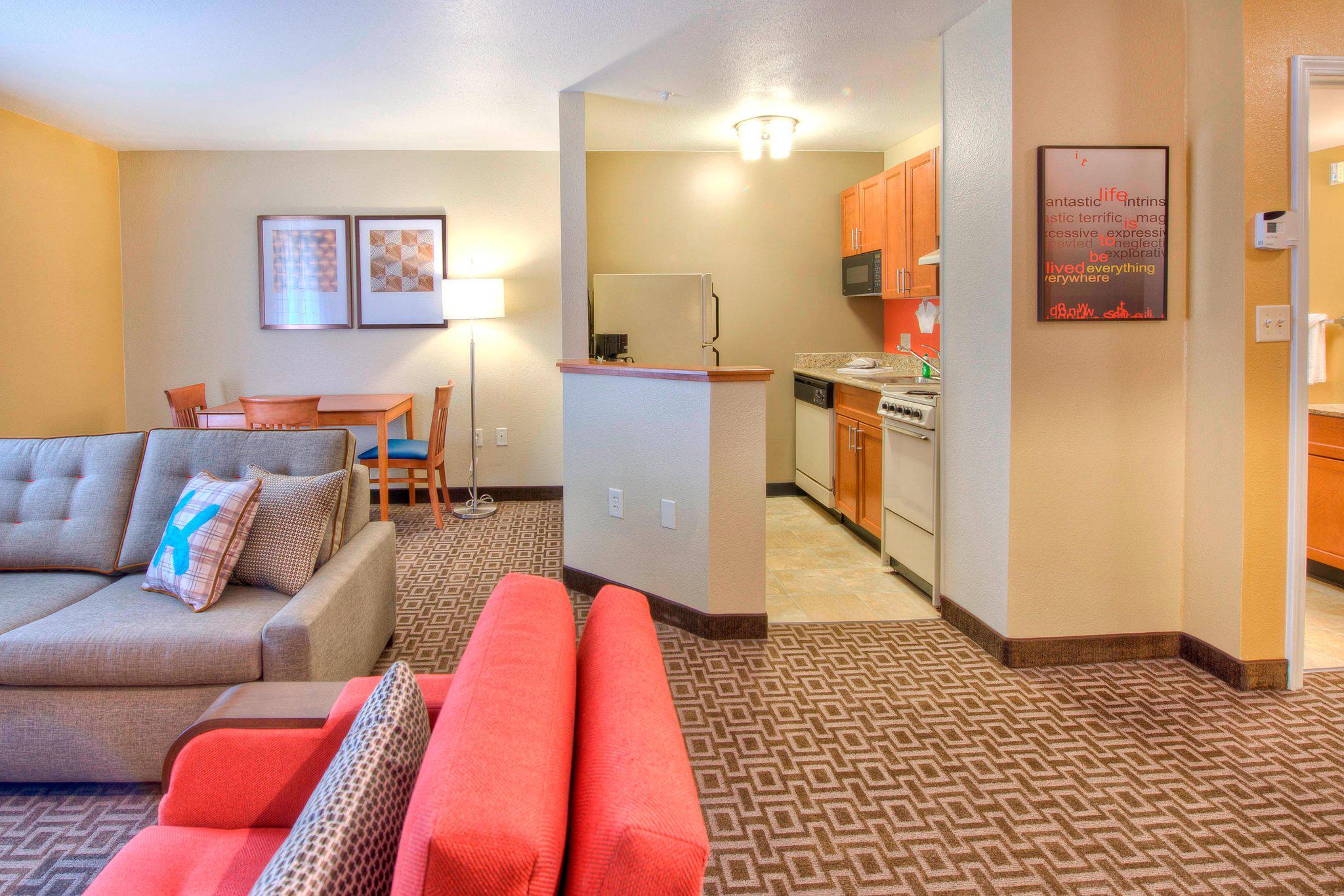 TownePlace Suites by Marriott Raleigh Cary/Weston Parkway Photo