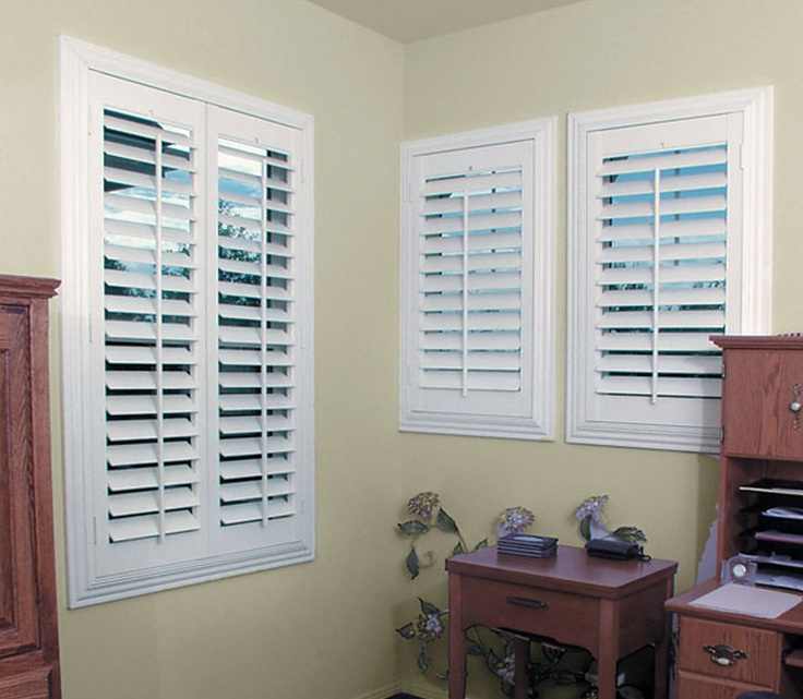 Ramiro's shutters Image