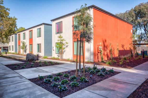 Images Courtyard at Artisan Square