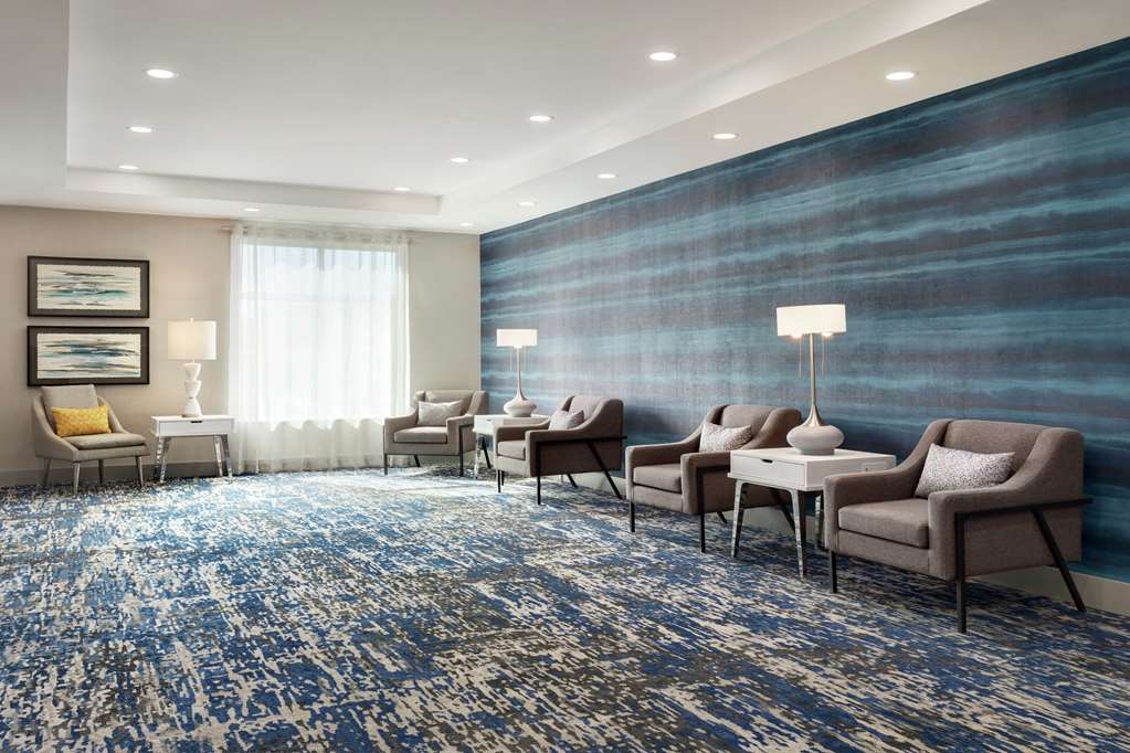 Homewood Suites by Hilton McDonough Image