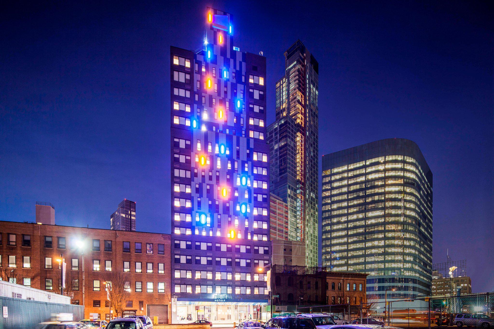 Aloft Long Island City-Manhattan View Photo