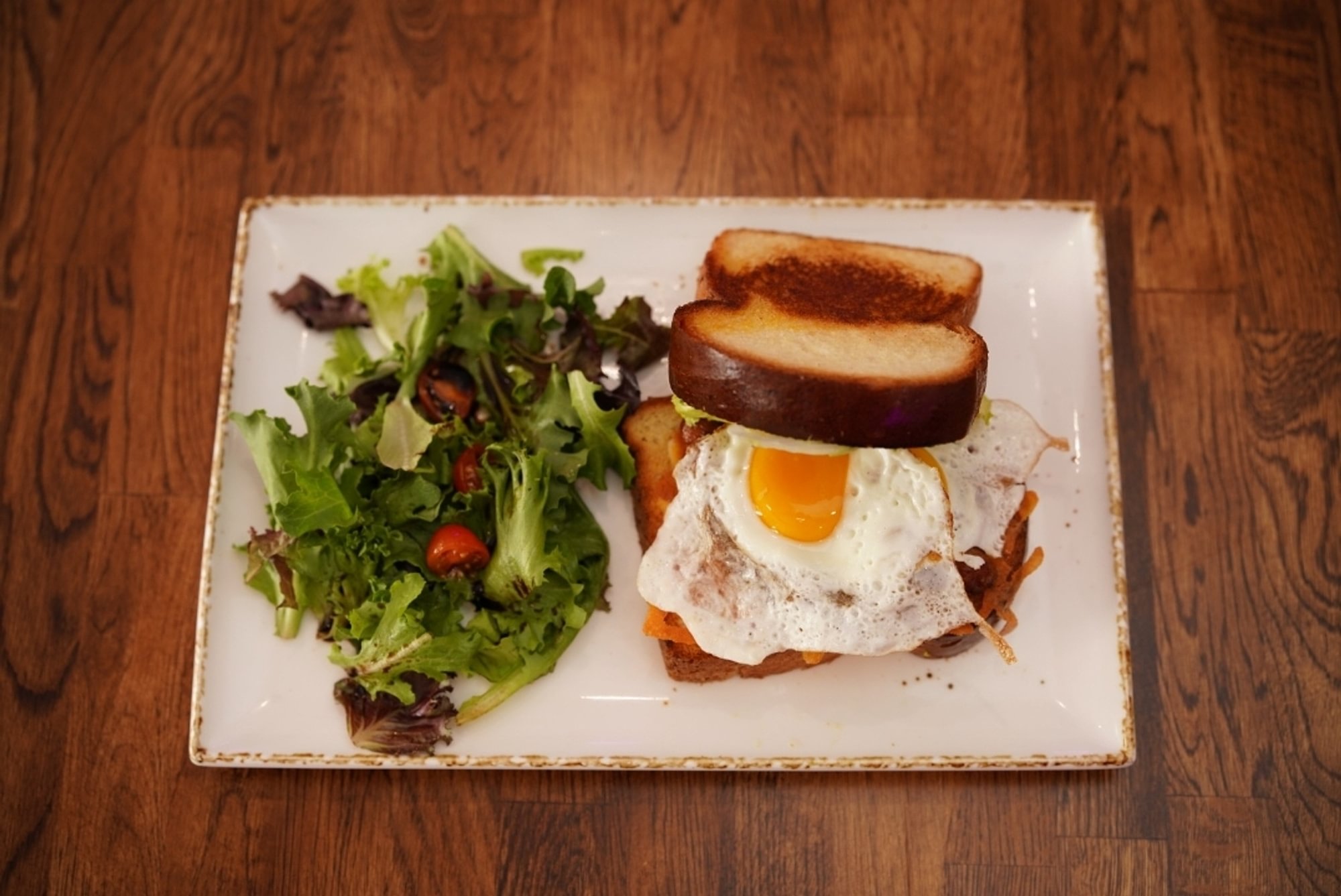 Breakfast sandwich