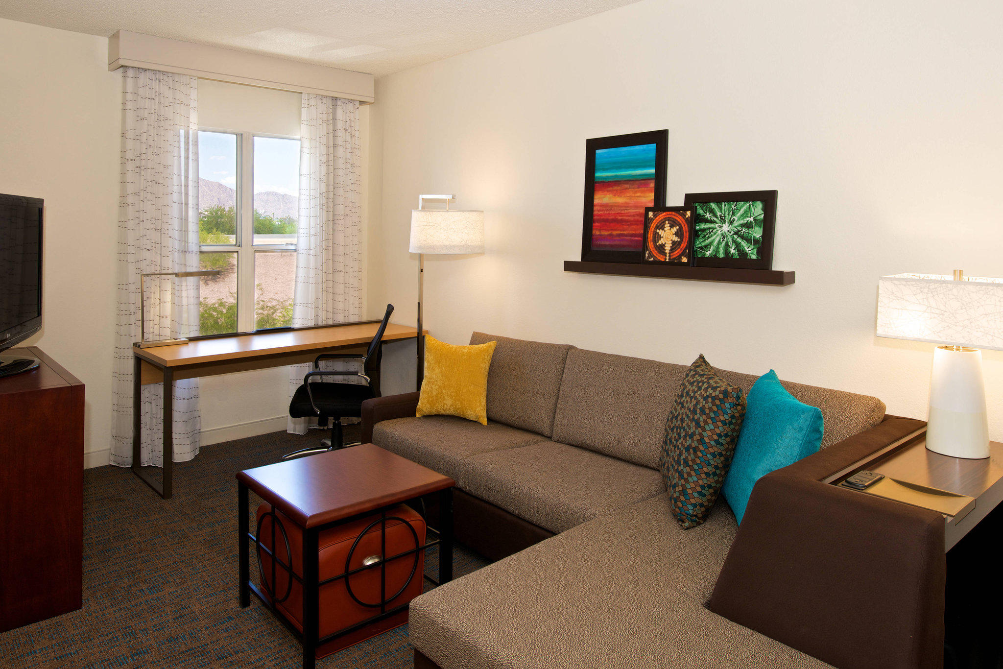 Residence Inn by Marriott Phoenix Airport Photo