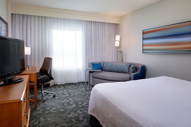 Images Courtyard by Marriott Kansas City Overland Park/Convention Center