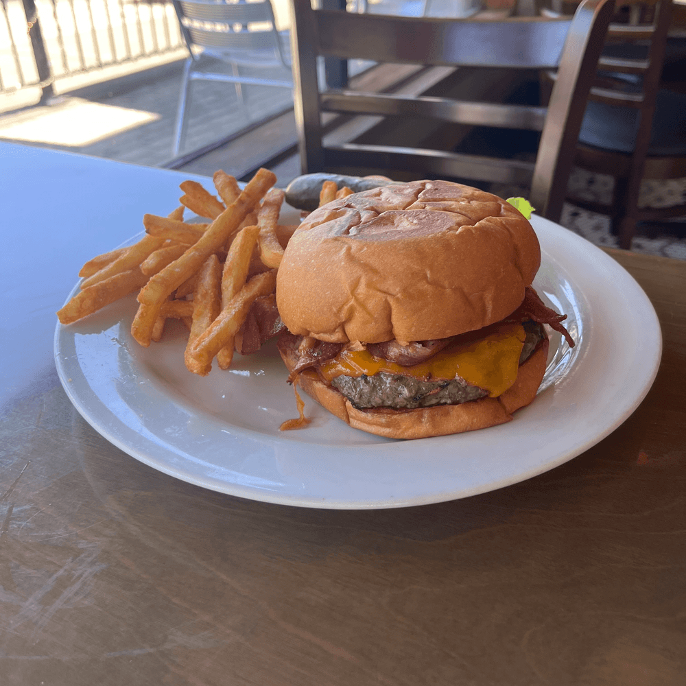 Bacon Cheeseburger