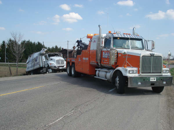 Images Bob's Towing