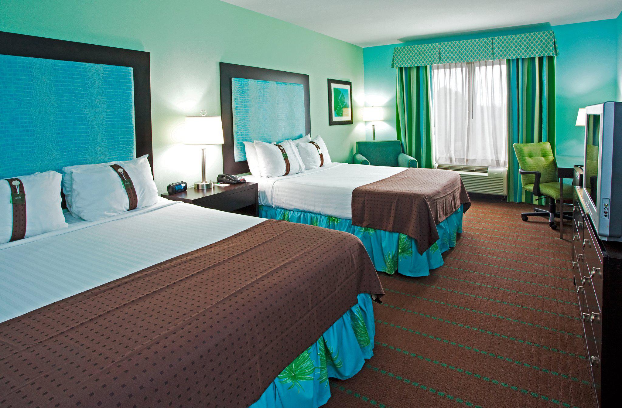 Holiday Inn & Suites Ocala Conference Center Photo