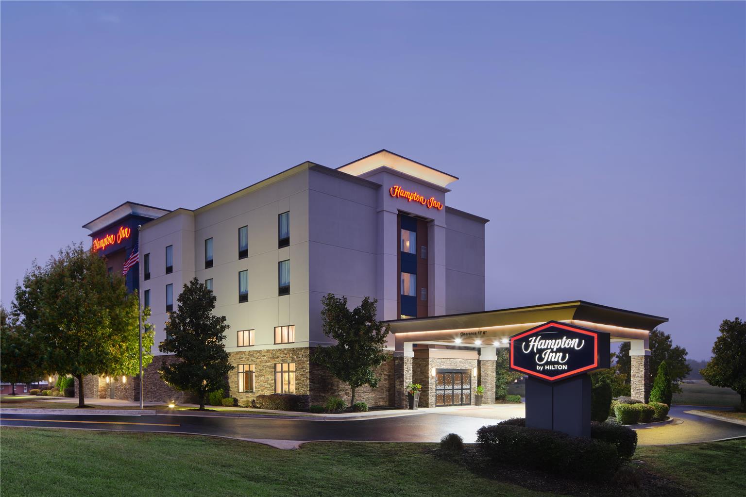 Hampton Inn Waynesboro Image