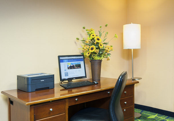 Images Fairfield Inn by Marriott East Lansing