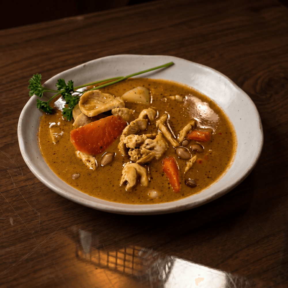 E-17 Massaman Curry