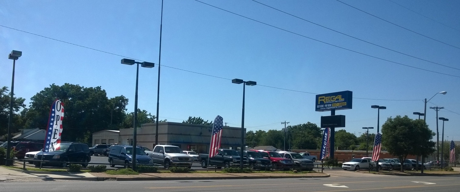 Regal Car Sales &amp; Credit Logo