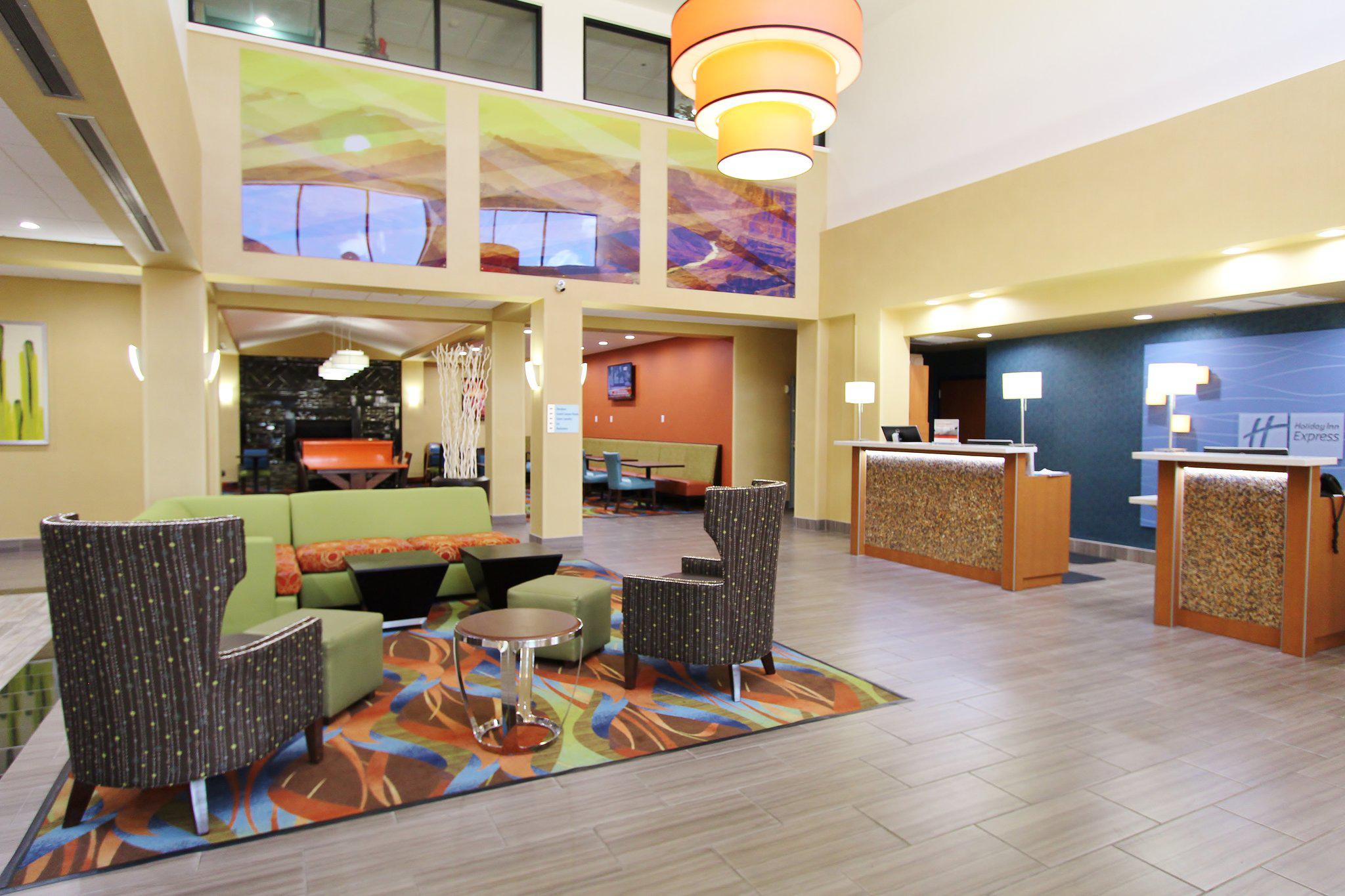 Holiday Inn Express Flagstaff Photo