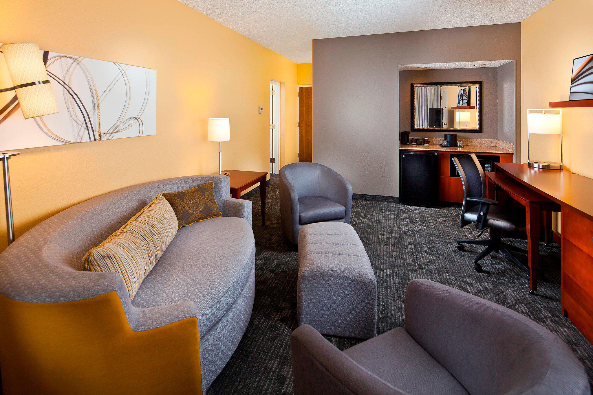 Courtyard by Marriott Miami Airport West/Doral Photo