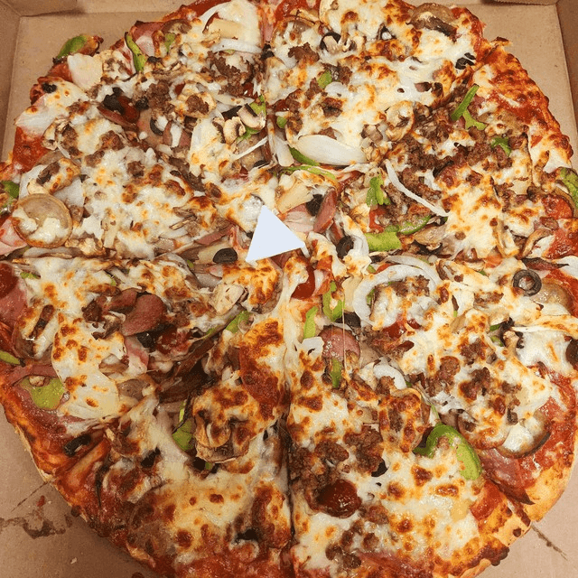 Mandee's Supreme Pizza