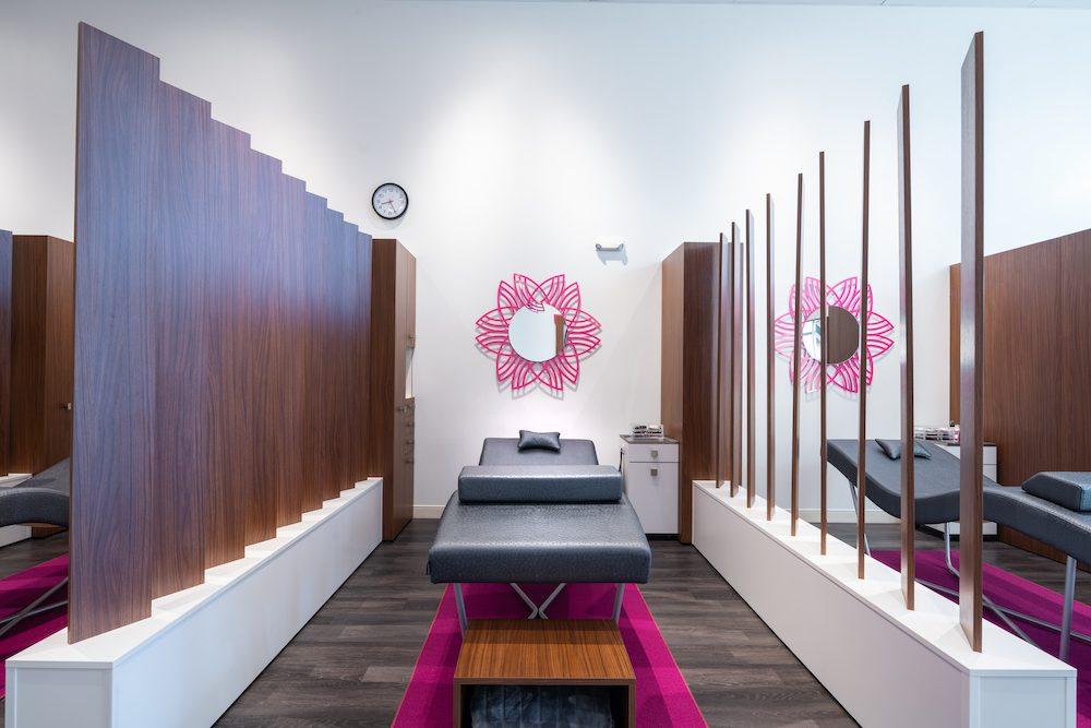 Deka Lash Fremont Logo