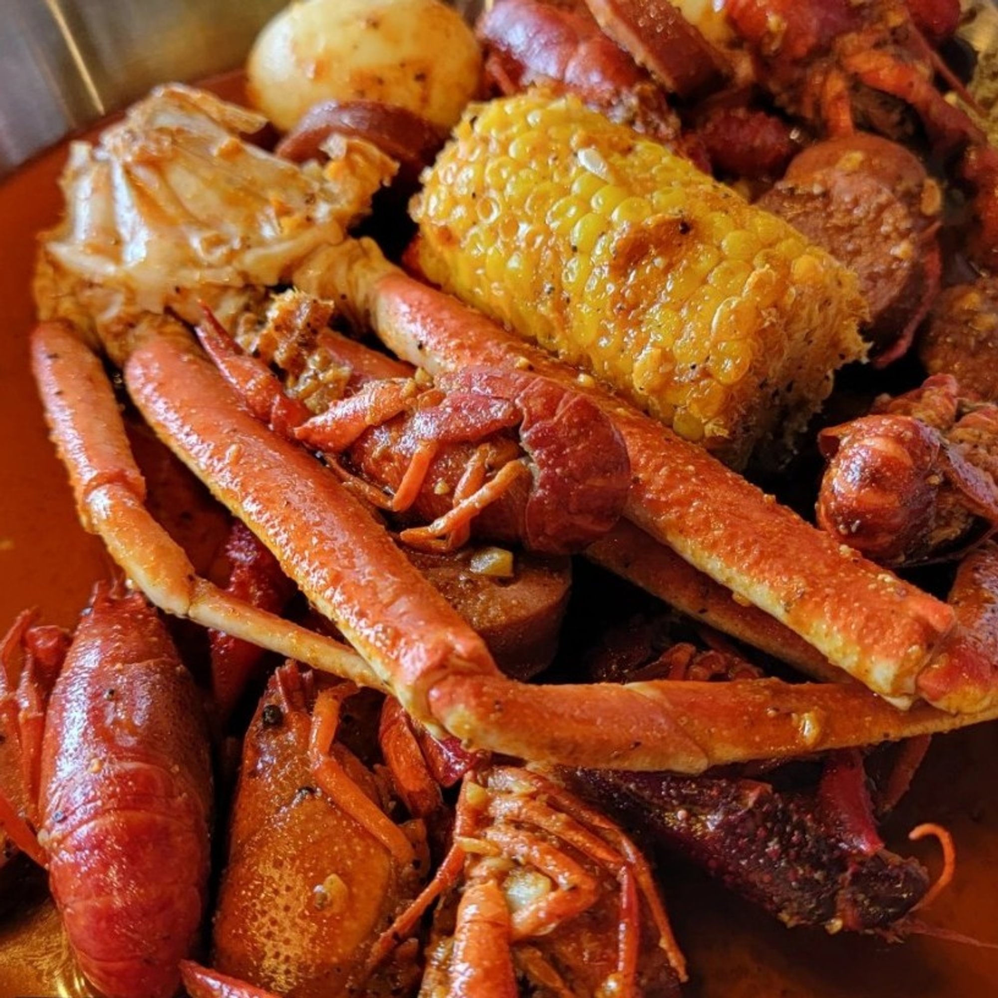 Snow Crab Legs & Crawfish