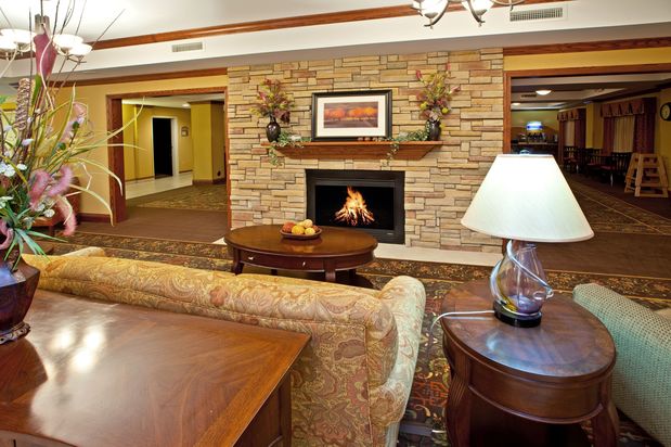 Images Holiday Inn Express & Suites Vandalia