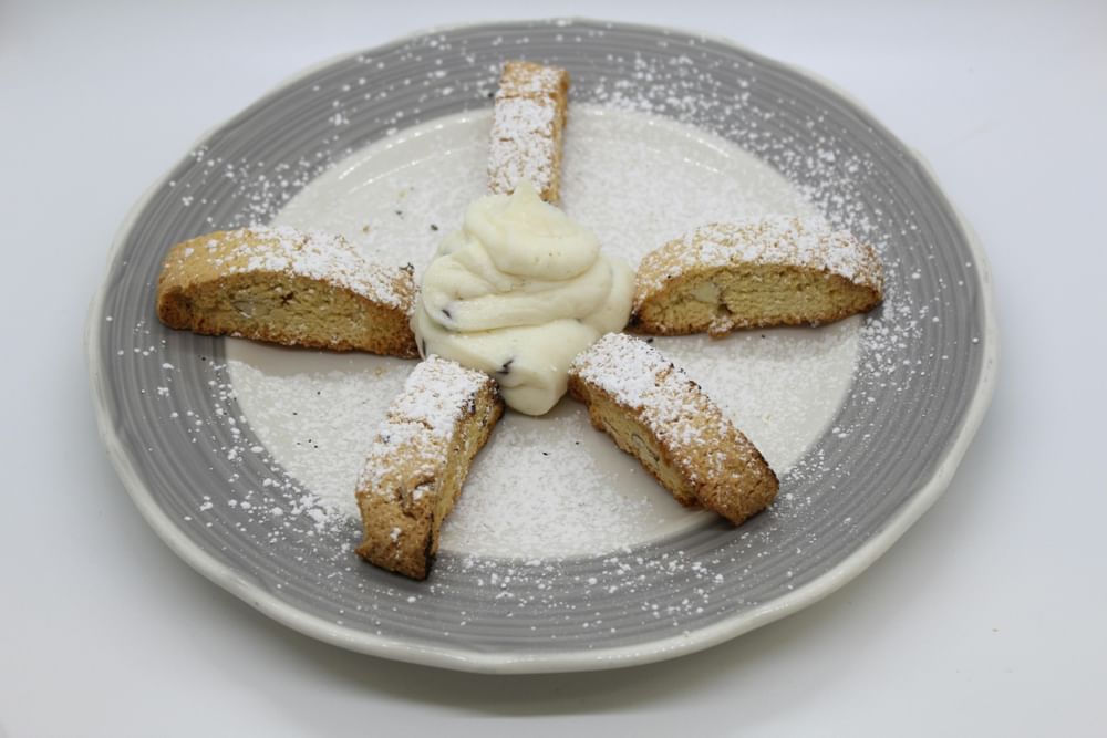 Biscotti & Cannoli Cream