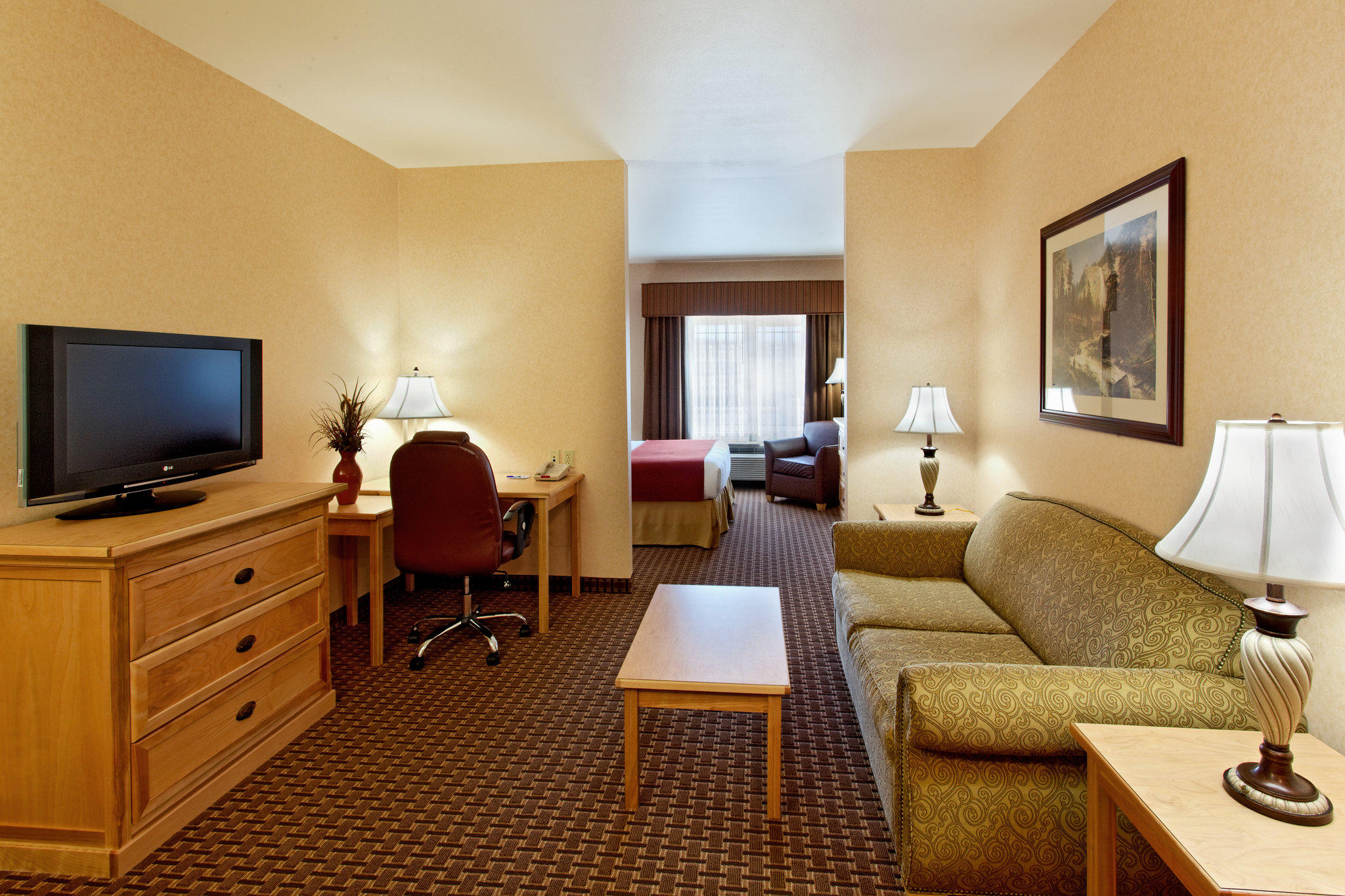 Holiday Inn Express & Suites Kalispell Photo