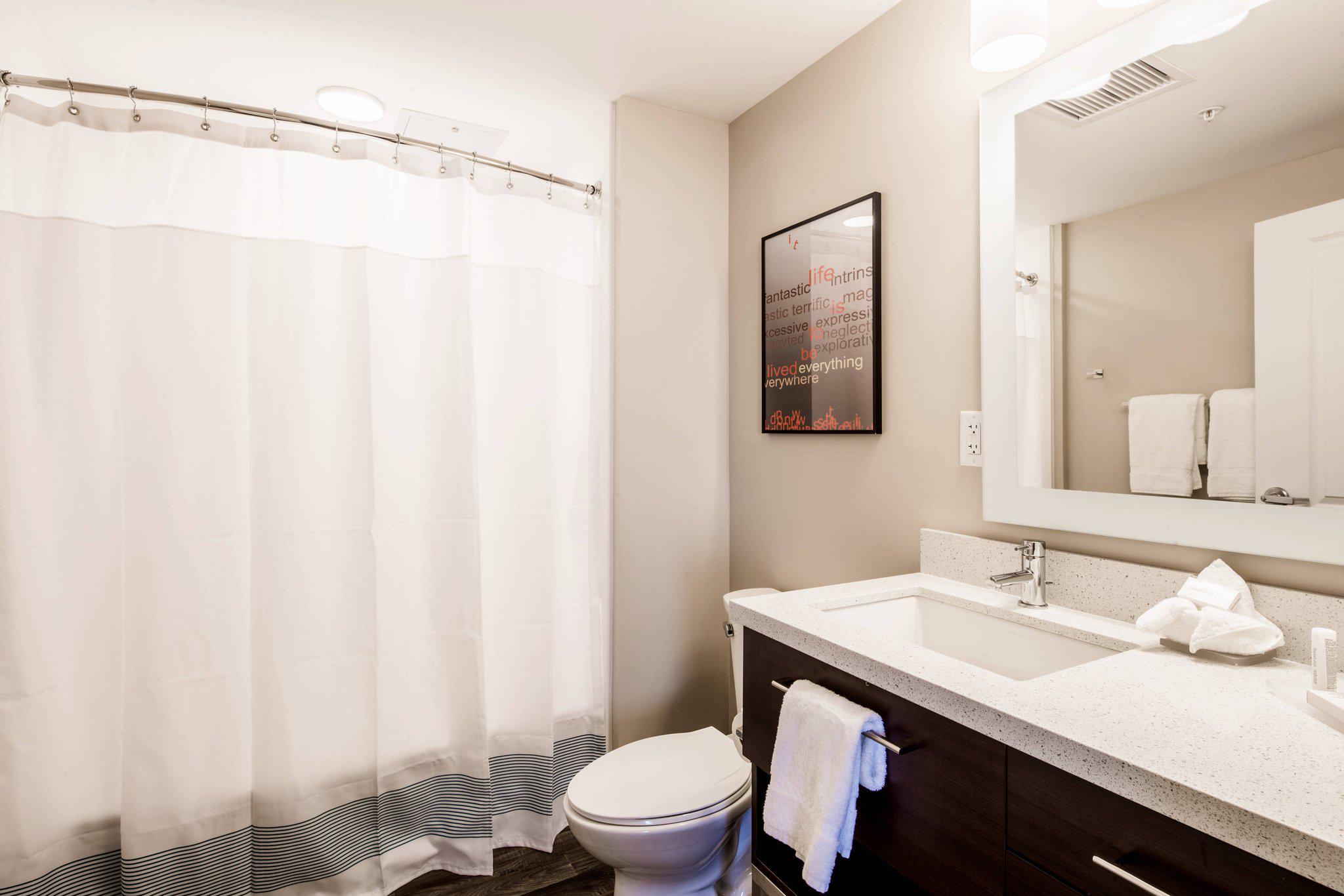 TownePlace Suites by Marriott Cleveland Photo