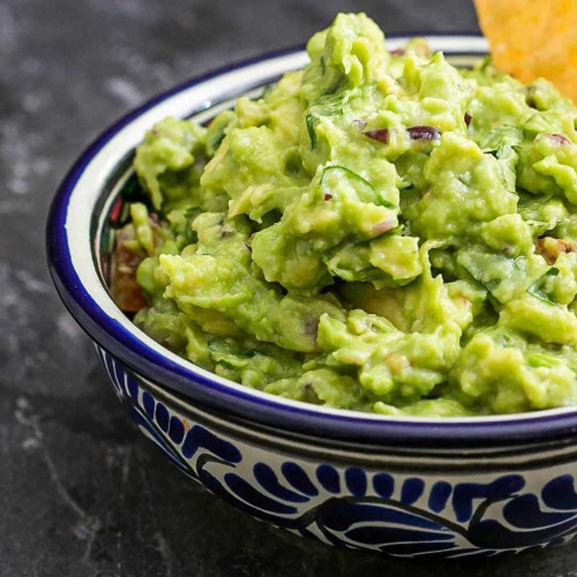 Guacamole & Chips - TO GO (16oz)