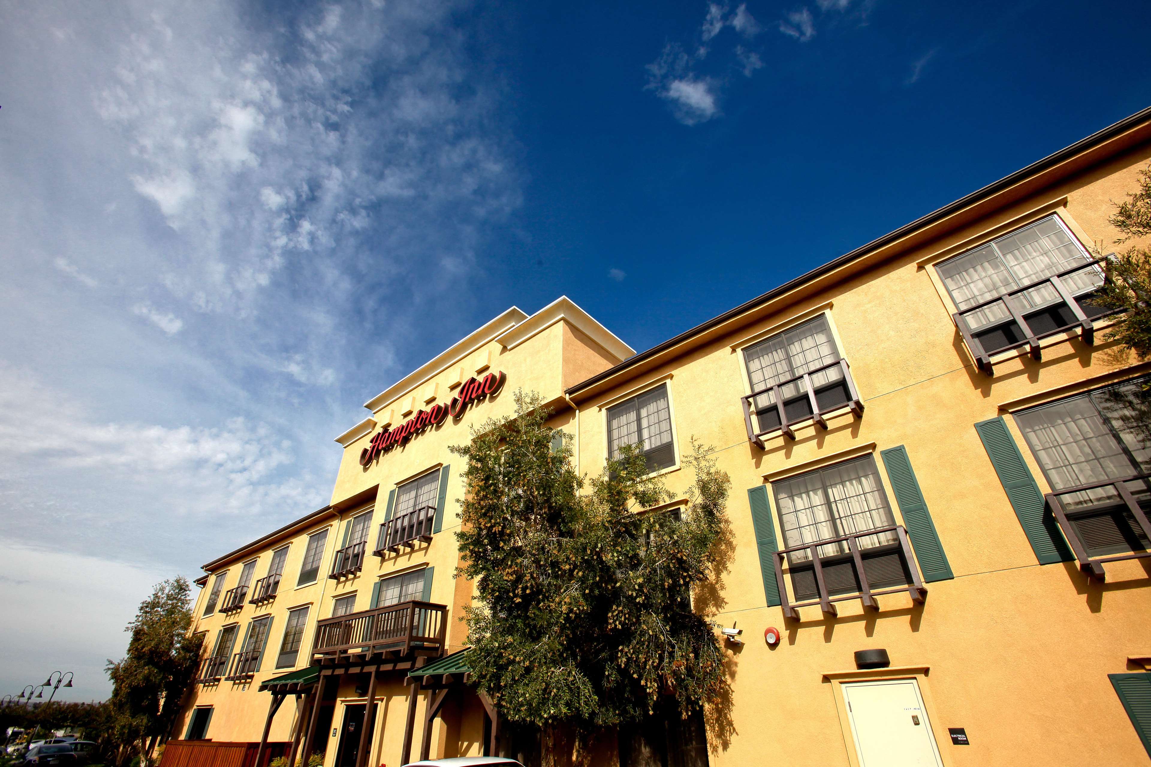 Hampton Inn Norco-Corona-Eastvale Photo