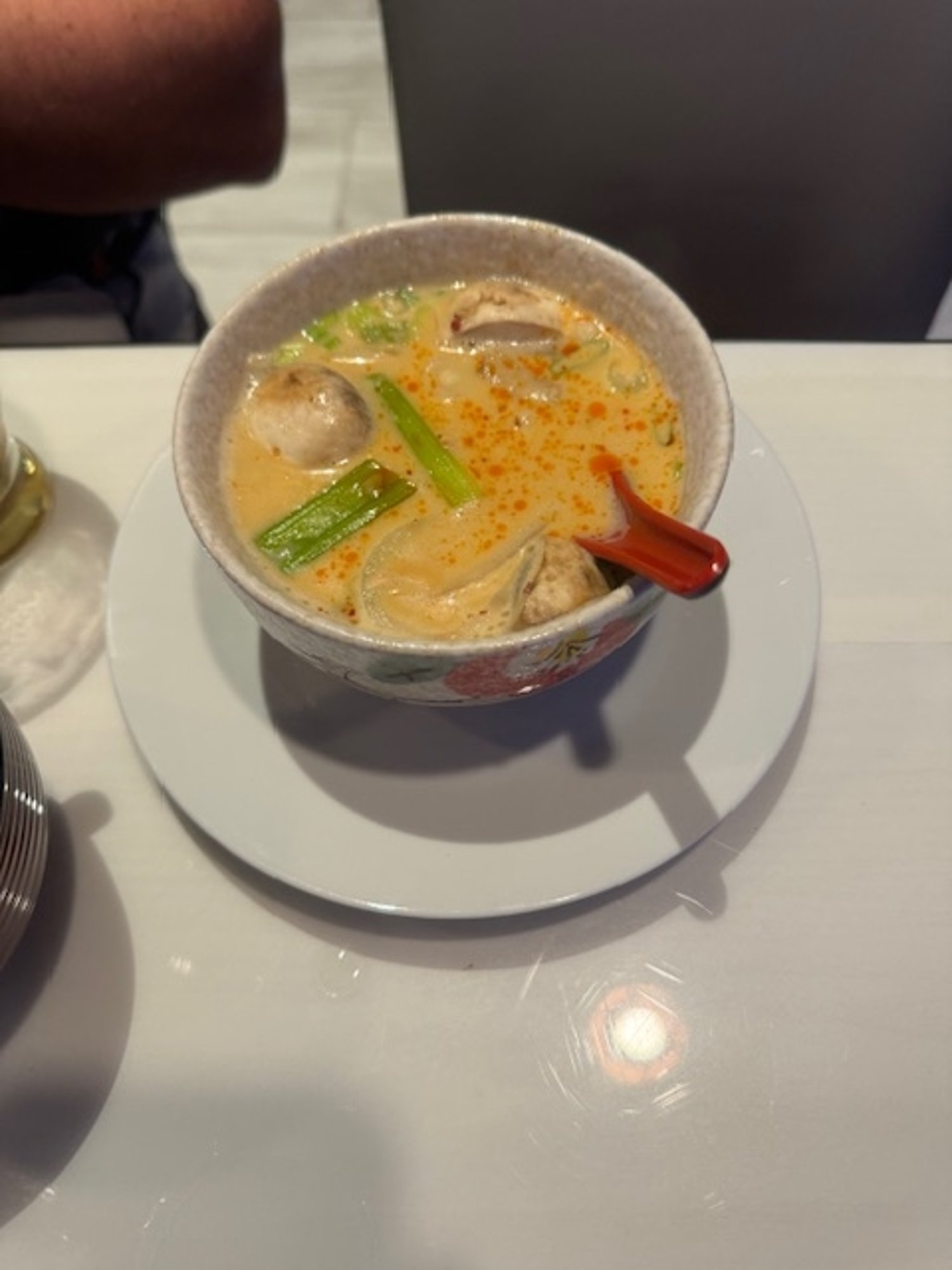 Tom Kha