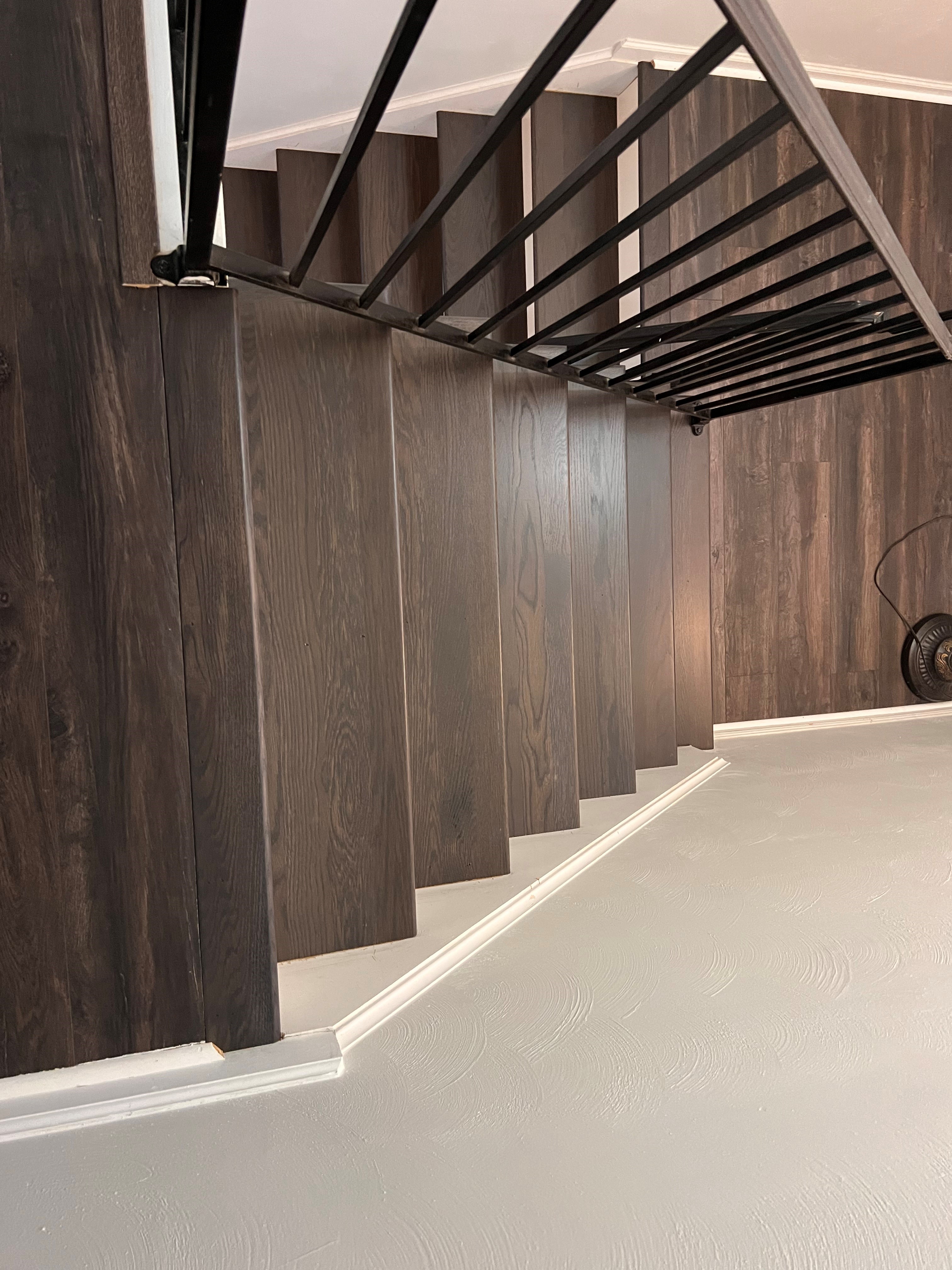 Apple Floor Solutions Image