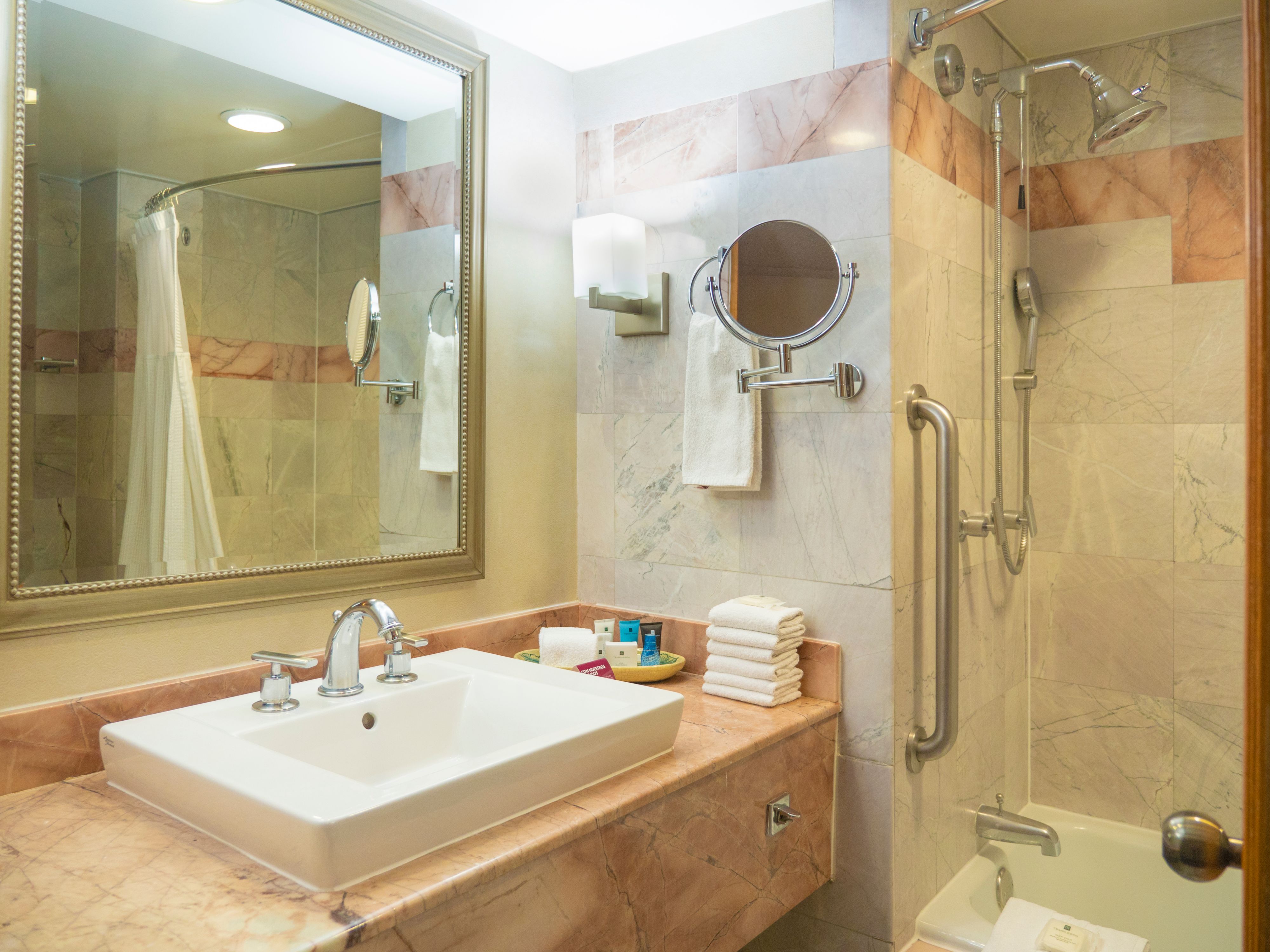 Images Crowne Plaza Monterrey