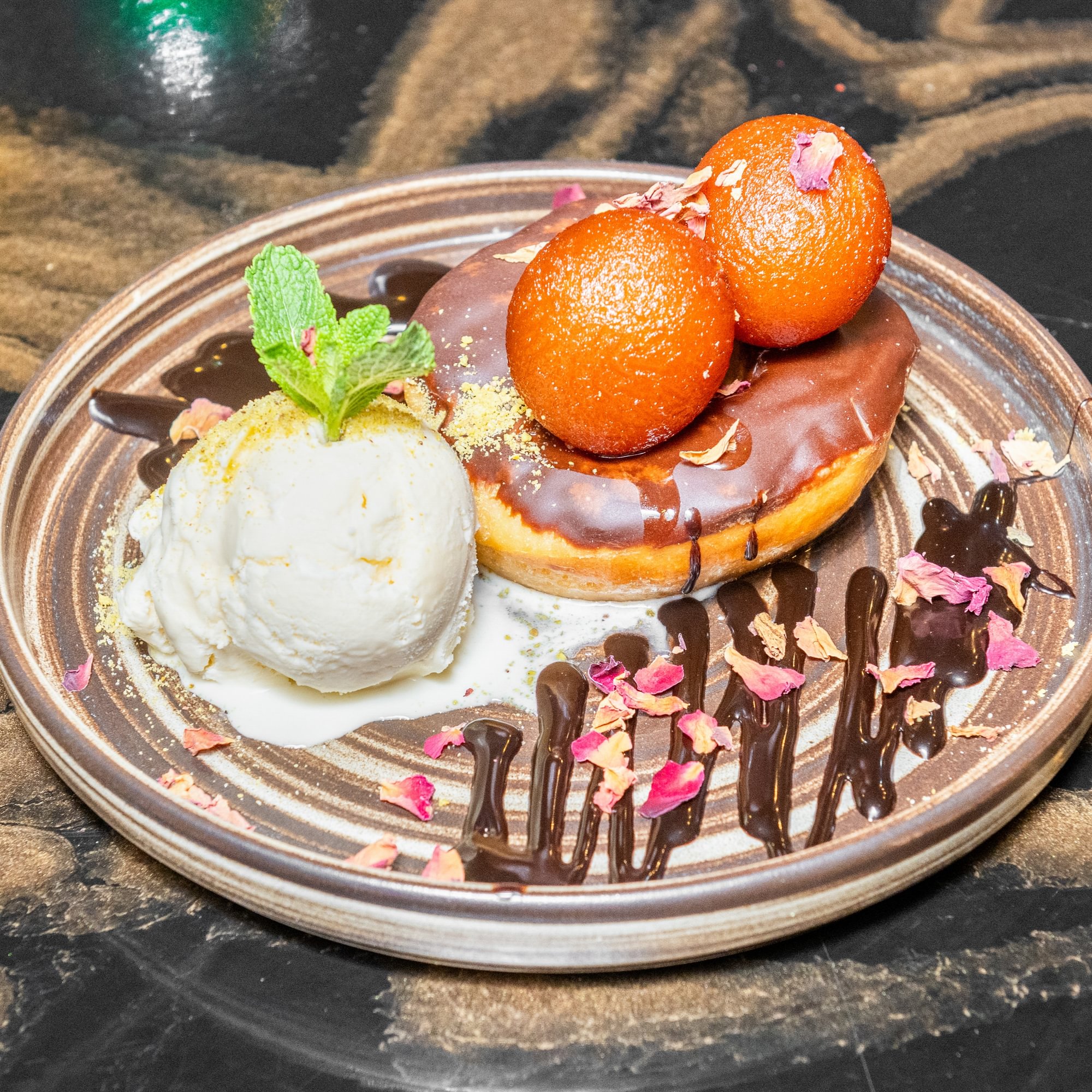 GULAB JAMUN WITH ICE CREAM