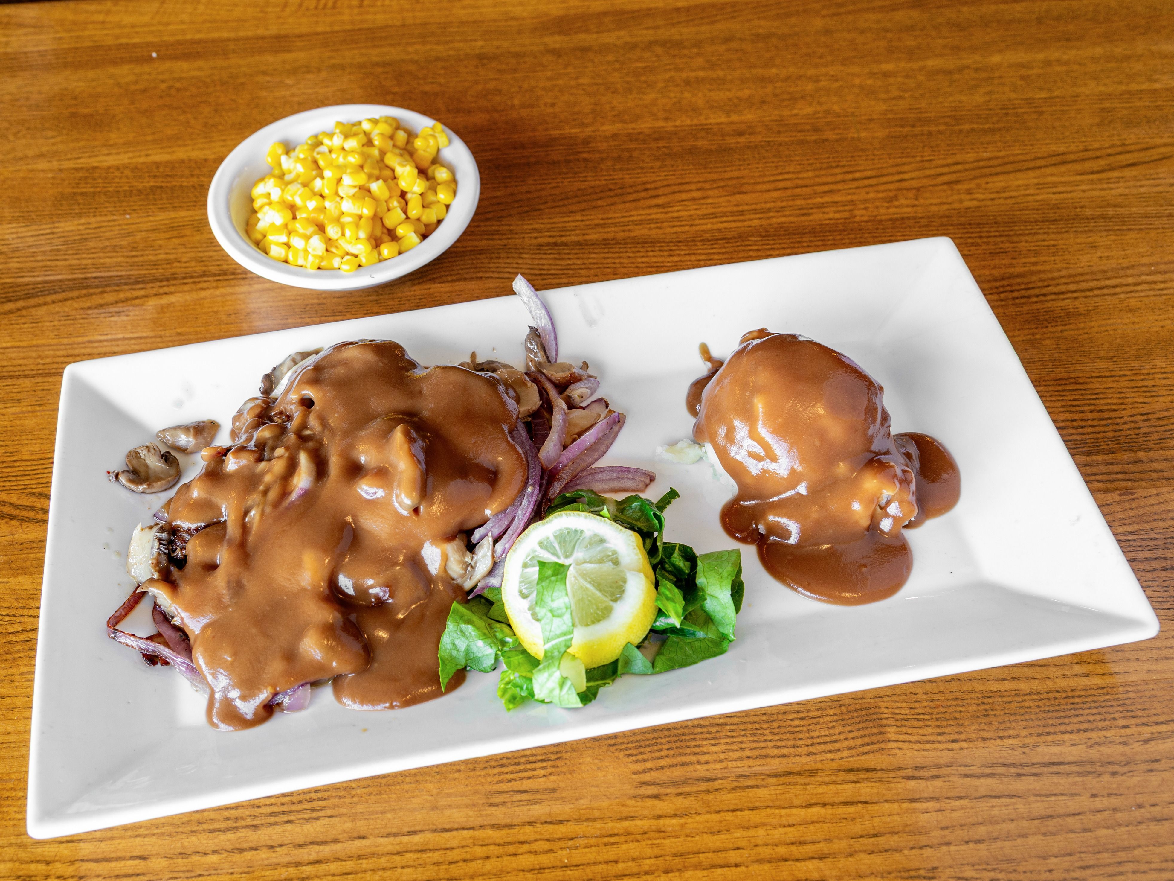 Ground Round w Brown Gravy