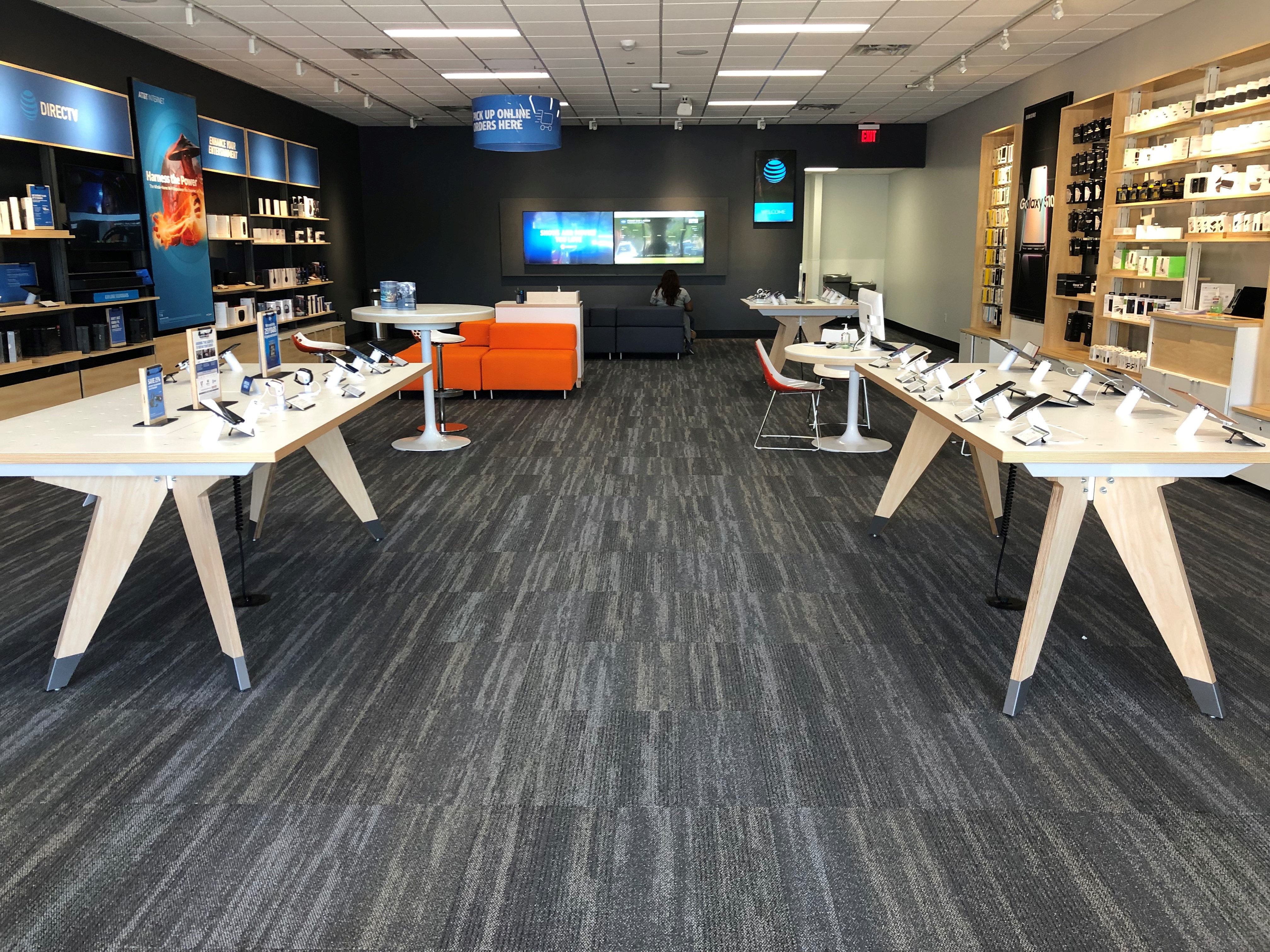 AT&T Store Photo