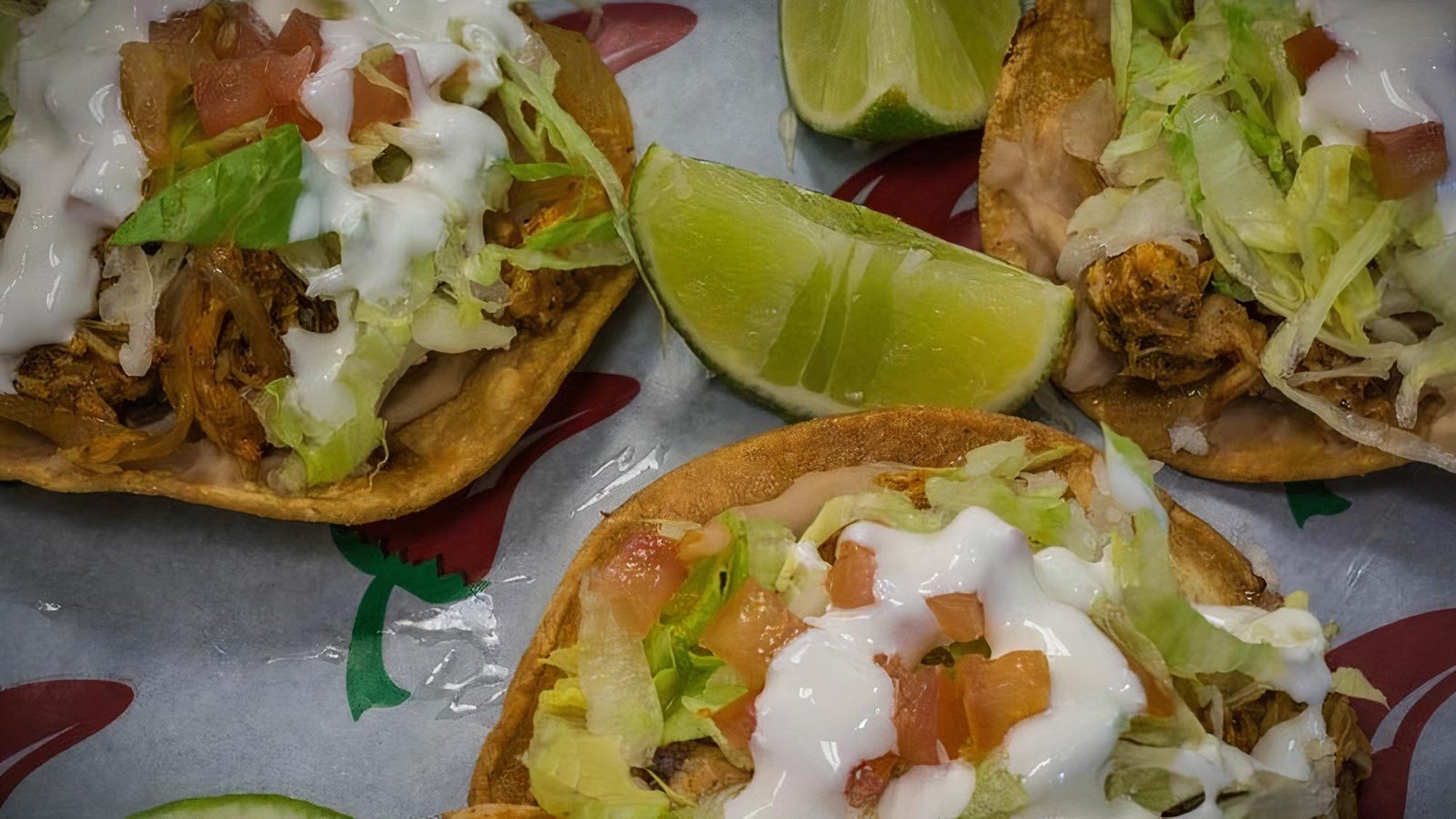 TOSTADAS DE TINGA