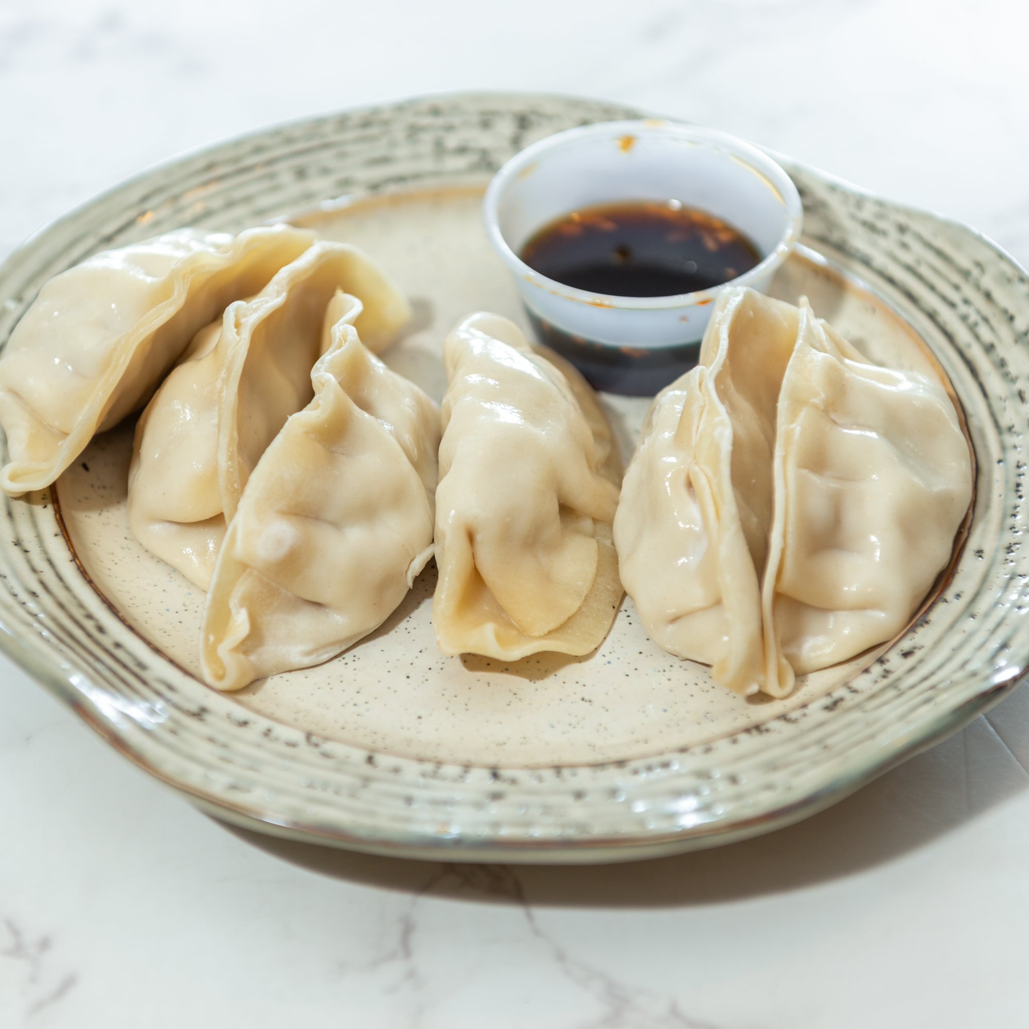 Pork & Chive Dumplings / 餃子 (五個)