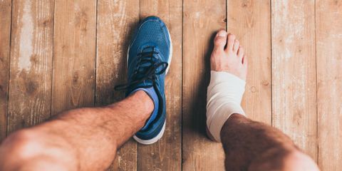 3 Common Sports Injuries that Cause Foot Pain