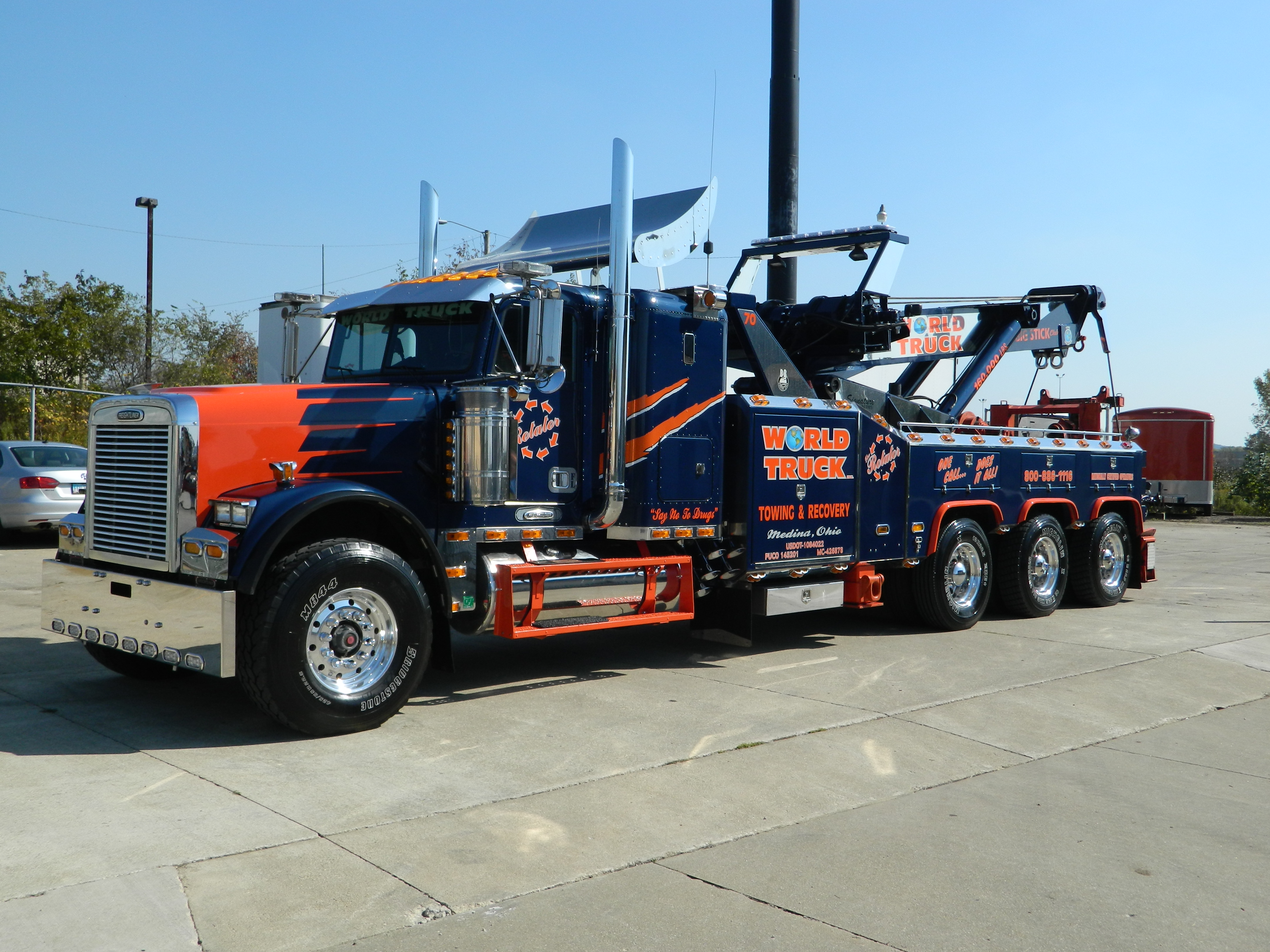 World Truck Towing & Recovery, Inc. Photo