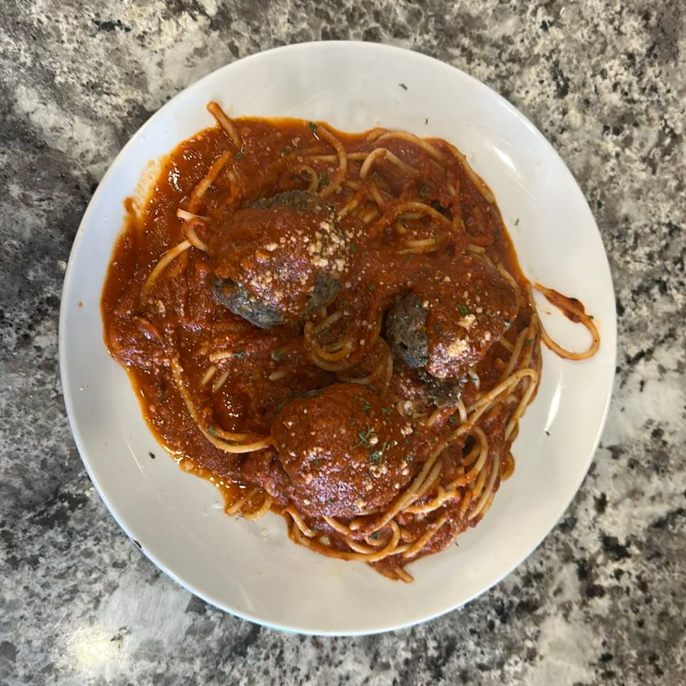 Spaghetti w/Meatballs