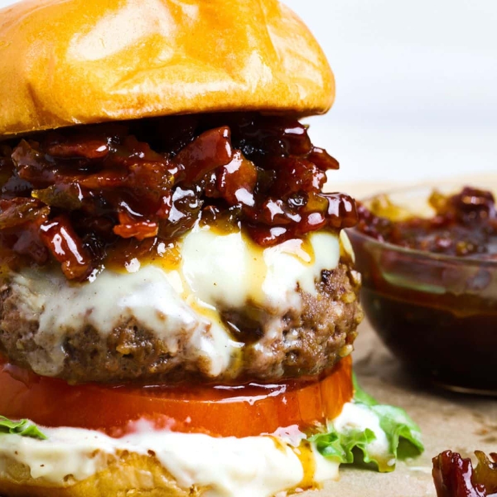 Pearl Jam Burger (served with bacon jam)