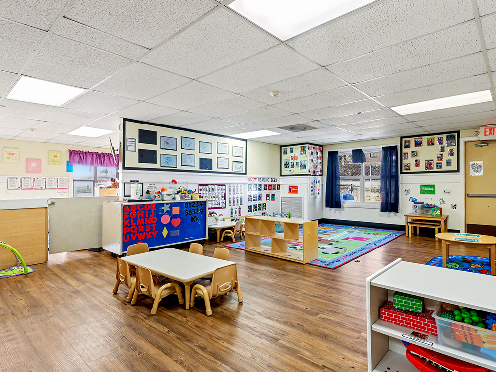 Swiss Avenue KinderCare Image