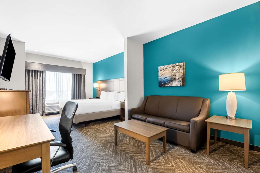 Best Western Plus Bolivar Hotel & Suites Image