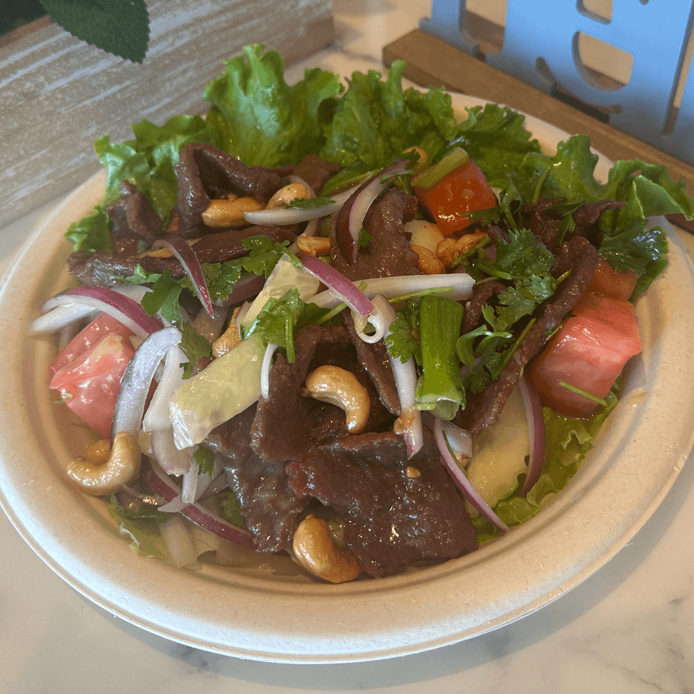 Yum Nuah (Beef Salad)