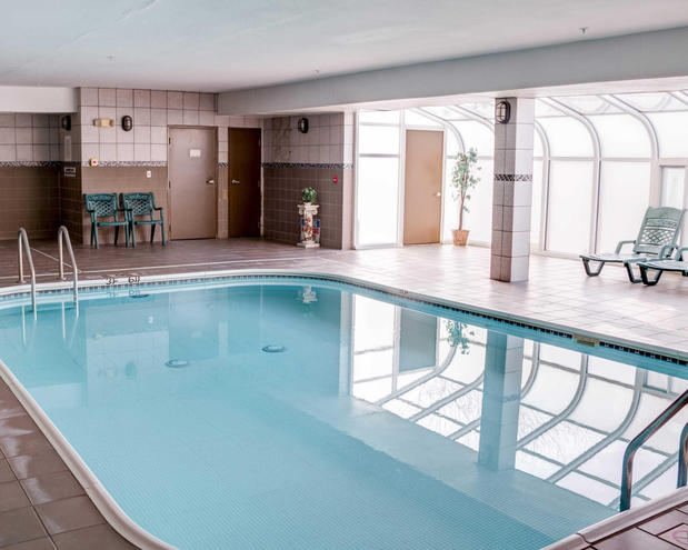 Images Comfort Suites