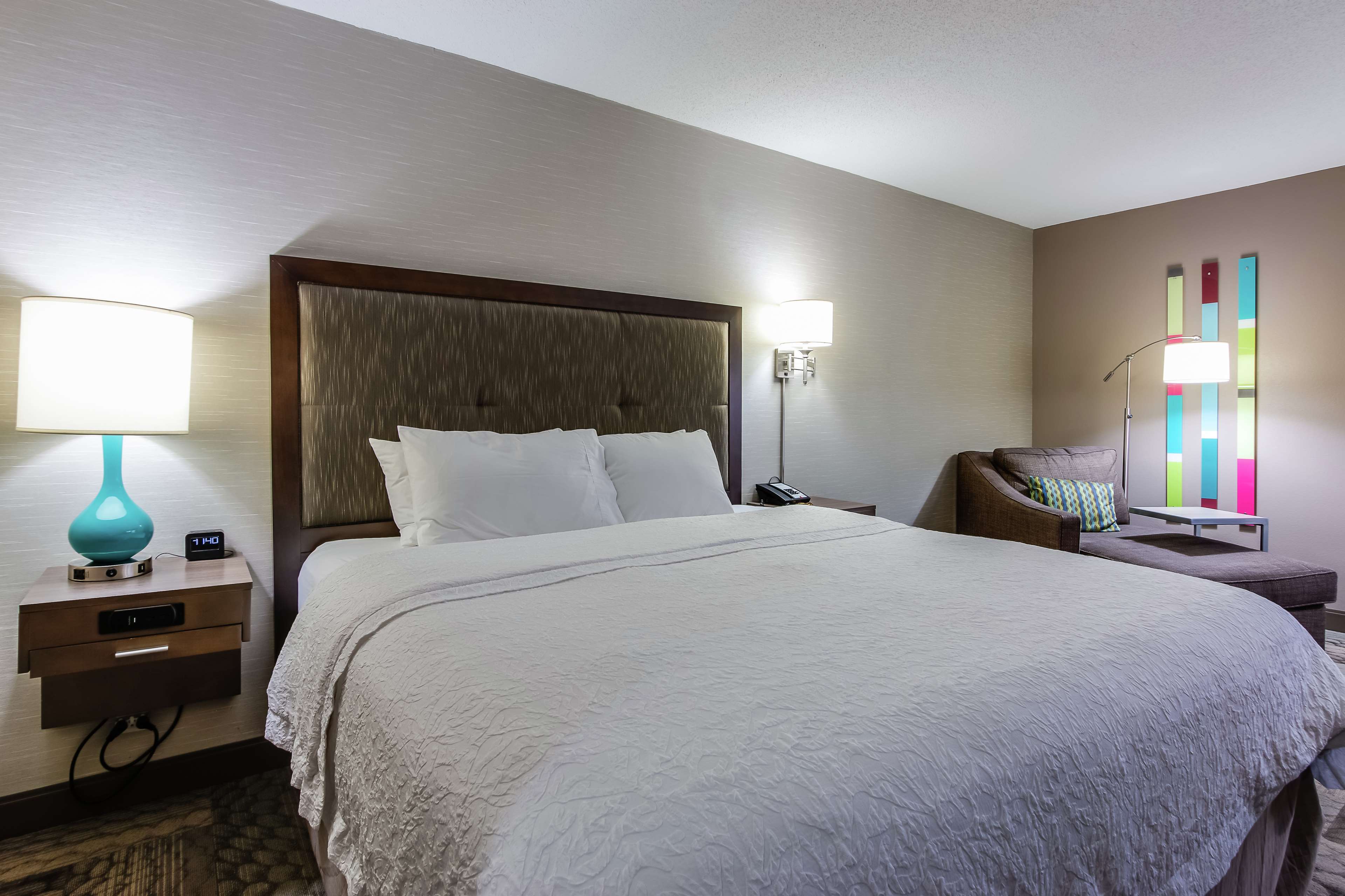 Hampton Inn Dickson, 1080 East Christi Drive, Dickson, TN, Hotels