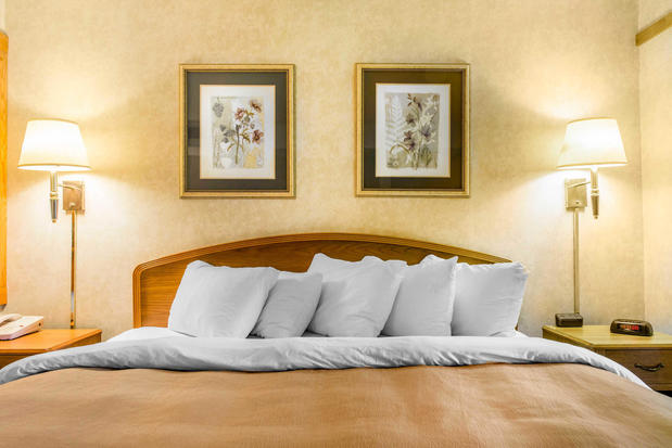 Images Quality Inn & Suites
