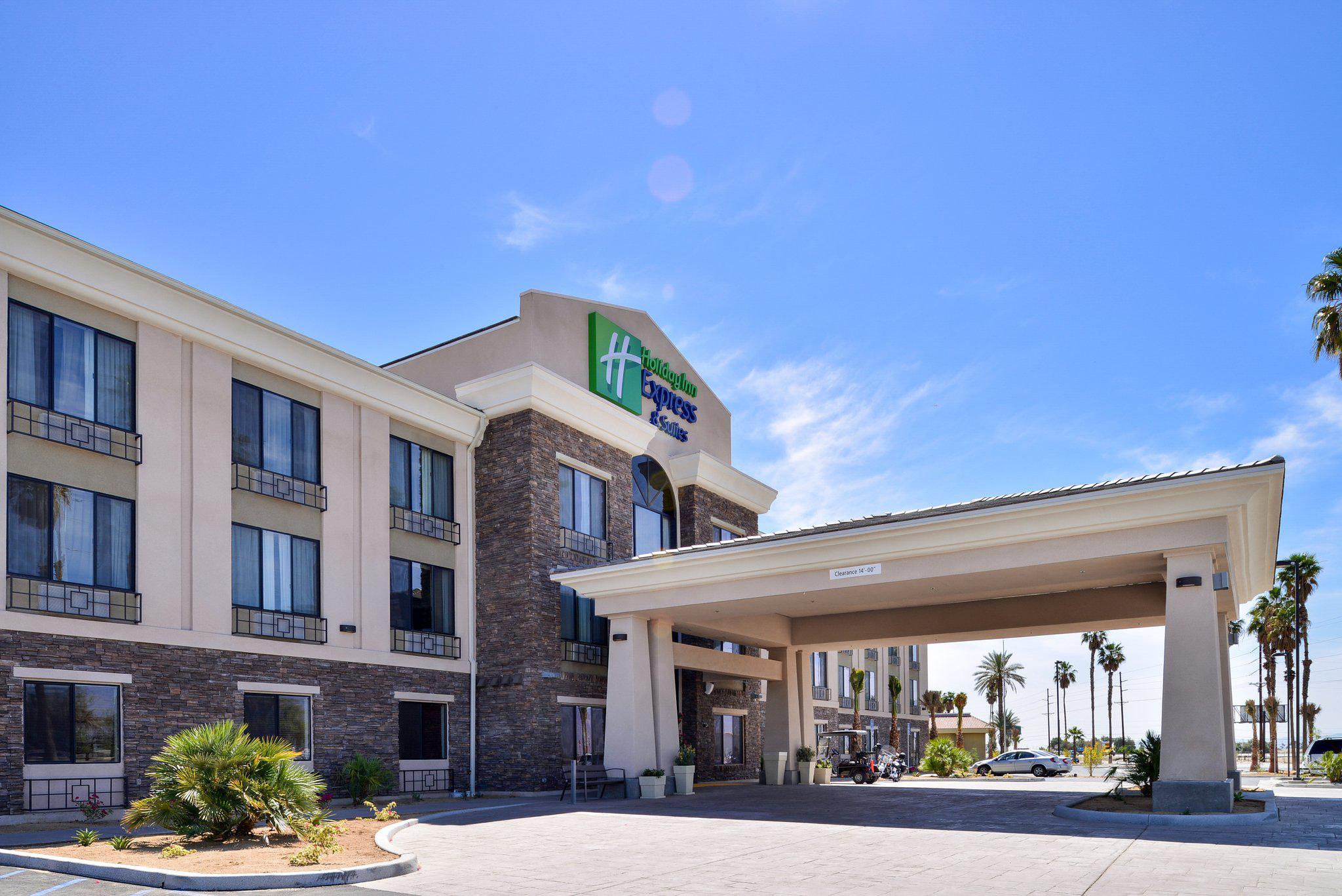 Holiday Inn Express & Suites Indio - Coachella Valley Photo