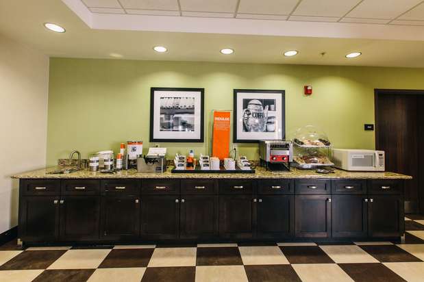 Images Hampton Inn & Suites Effingham
